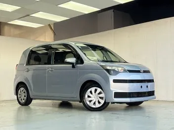 Toyota Spade 2013 photo 5