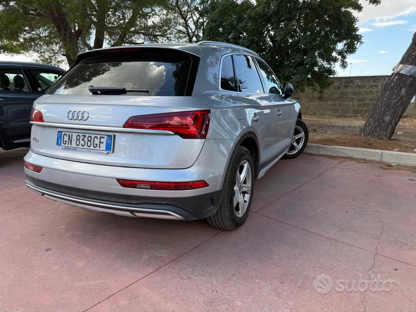 Audi Q5 2023 photo 2