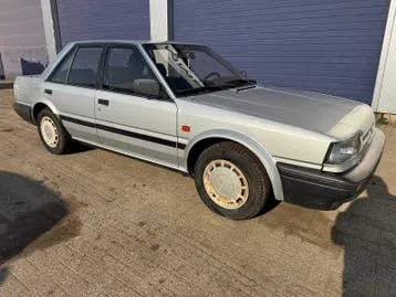 Nissan Bluebird photo 3