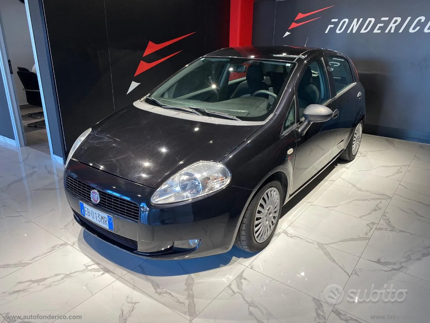 Fiat Grande Punto 2010 photo 2