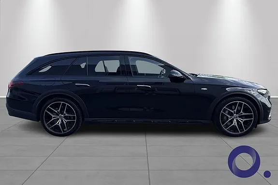 Mercedes-Benz E300 De 2025 photo 5