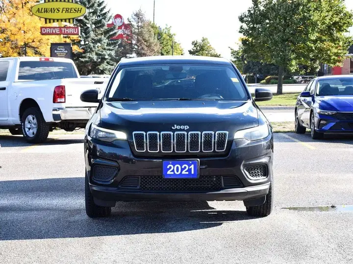Jeep Cherokee 2021 photo 2