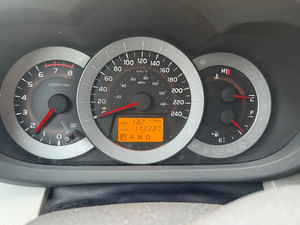 Toyota Rav4 2012 photo 4