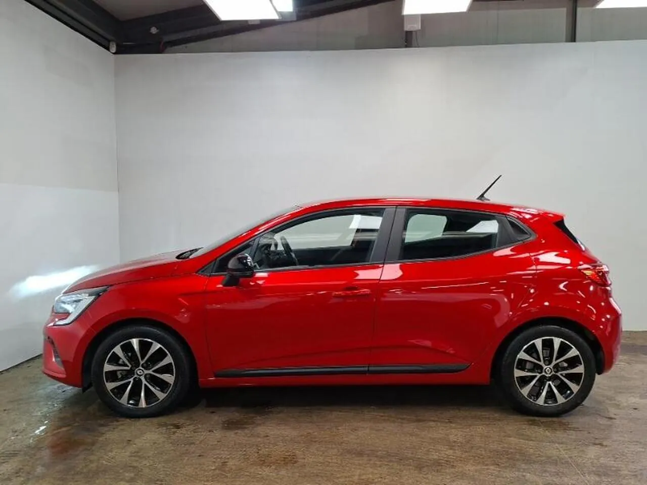 Renault Clio 2023 photo 4