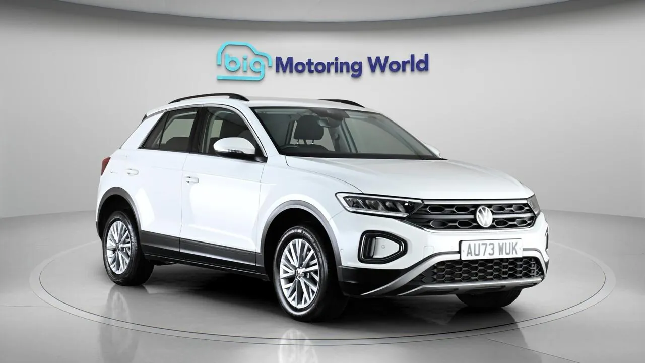 Volkswagen T-Roc 2023 photo 2