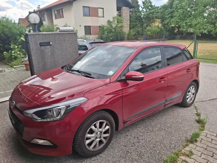 Hyundai I20