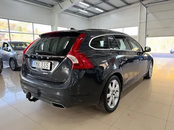Volvo V60 2017 photo 4
