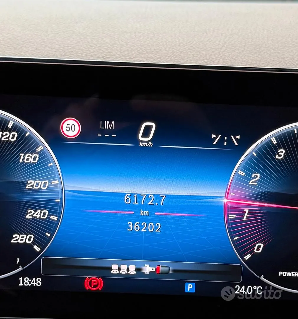 Mercedes-Benz Gla 2024 photo 4