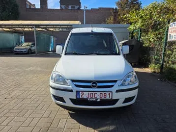 Opel Combo Tour