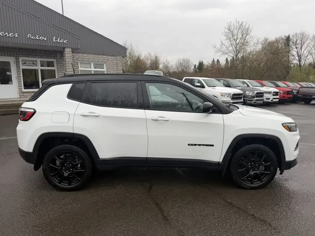 Jeep Compass 2022 photo 2