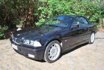 BMW 320I