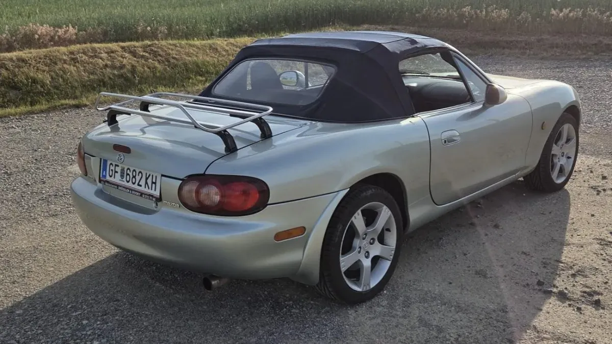Mazda Mx-5 2003 photo 3