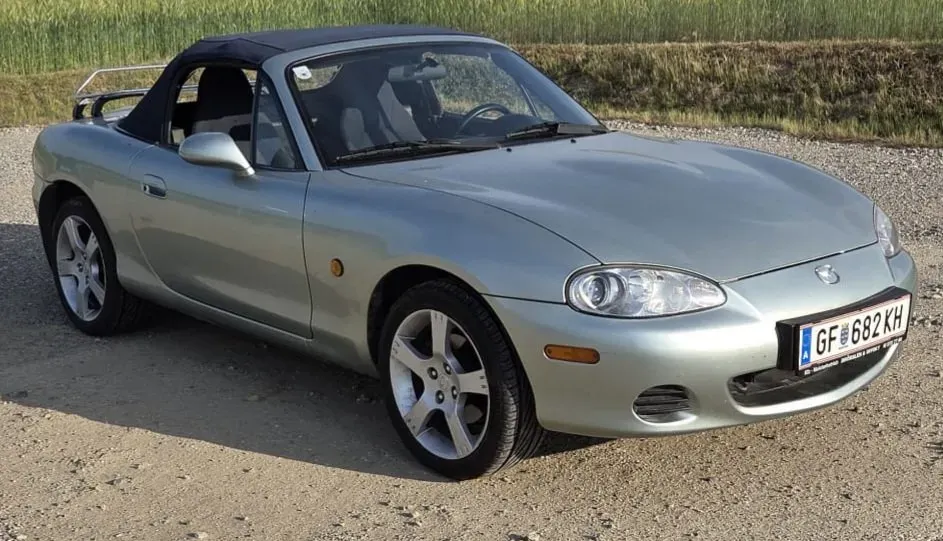 Mazda Mx-5 2003 photo 2
