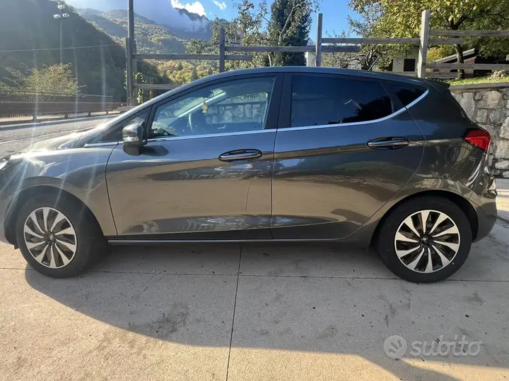 Ford Fiesta 2023 photo 3