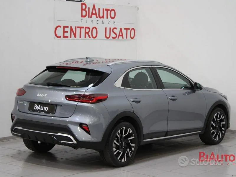 Kia Xceed 2023 photo 2