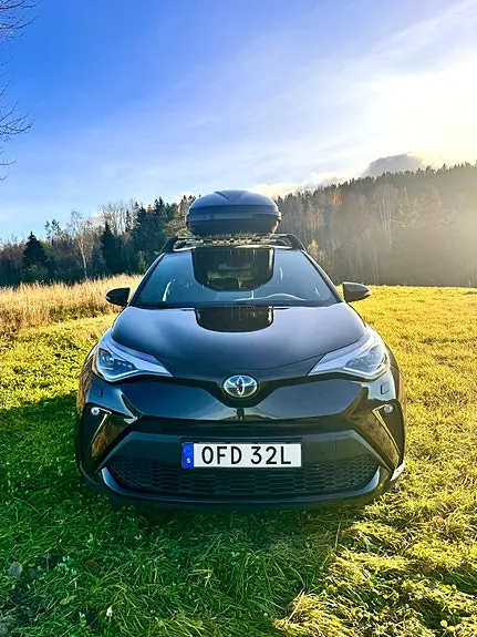 Toyota C-Hr 2022 photo 2