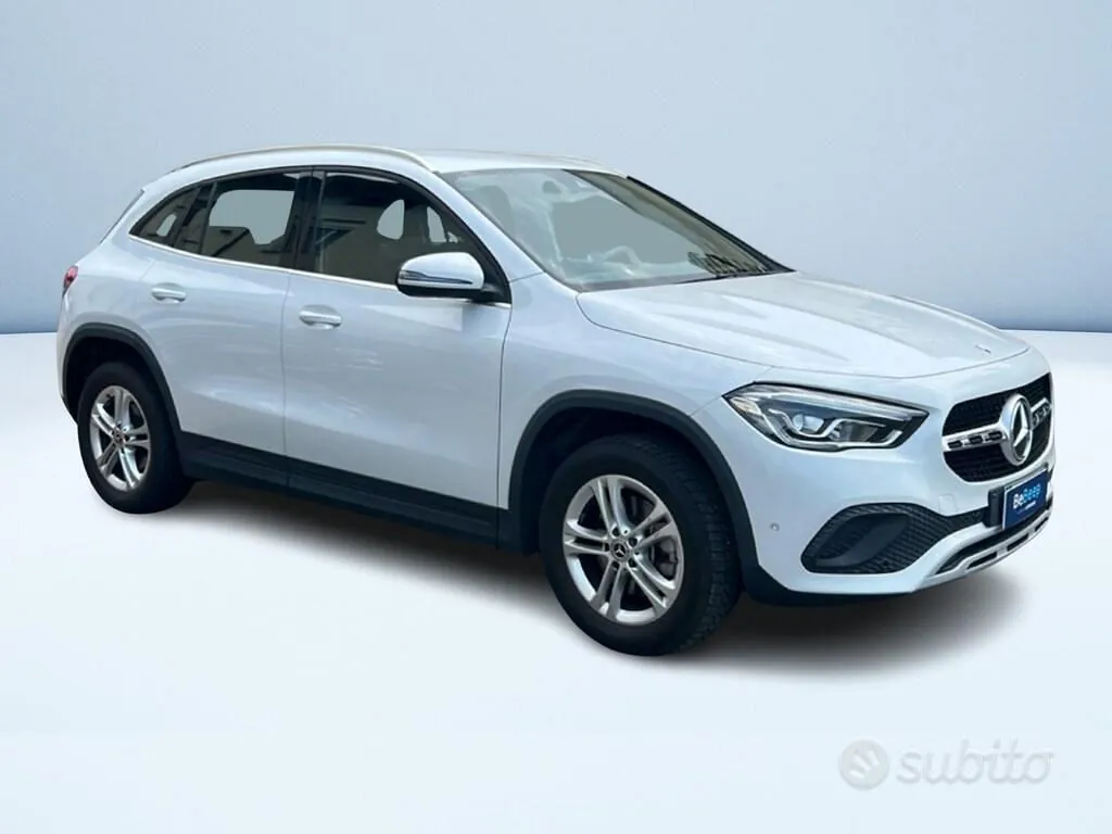 Mercedes-Benz Gla 2023 photo 2