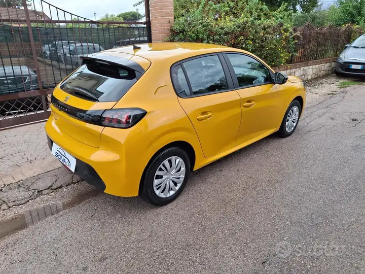 Peugeot 208 2022 photo 5