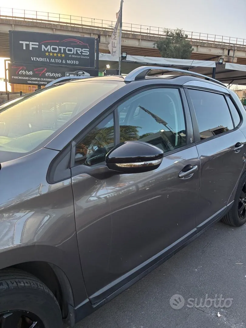 Peugeot 2008 2015 photo 4