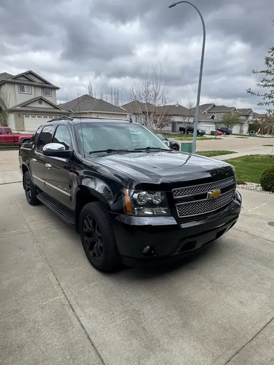 Chevrolet Avalanche 2013 photo 2