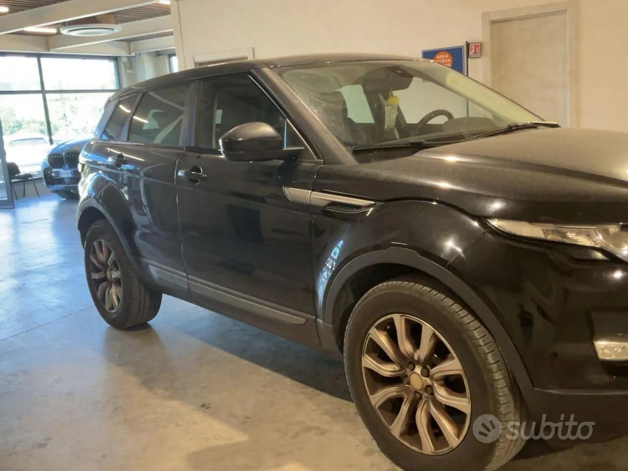 Land Rover Range Rover Evoque 2015 photo 5