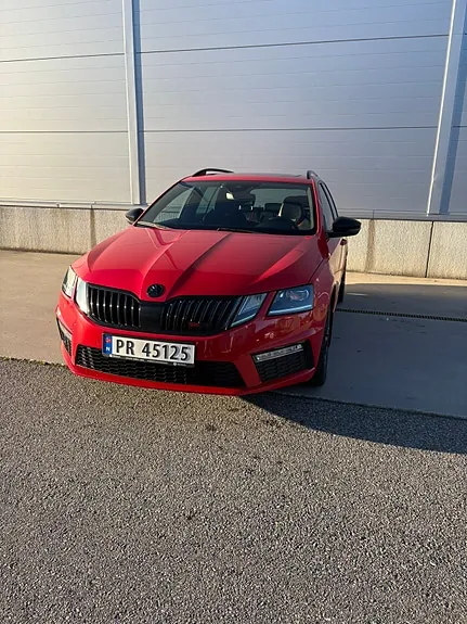 Skoda Octavia 2018 photo 2