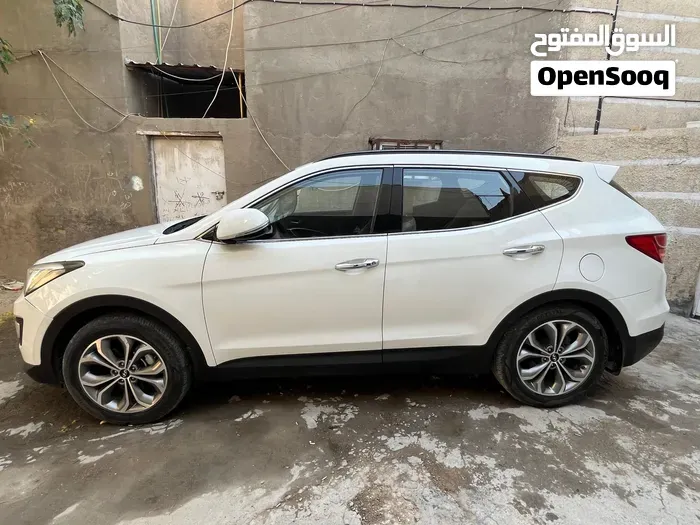 Hyundai Santa Fe 2014 photo 2
