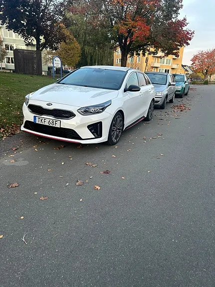 Kia Proceed