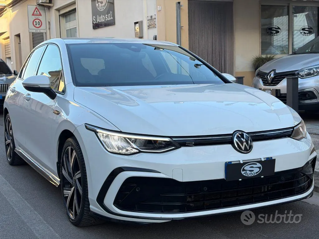 Volkswagen Golf 2022 photo 2