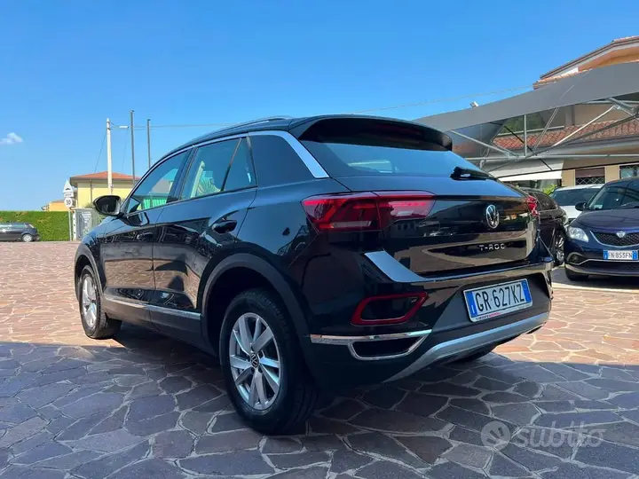 Volkswagen T-Roc 2023 photo 5