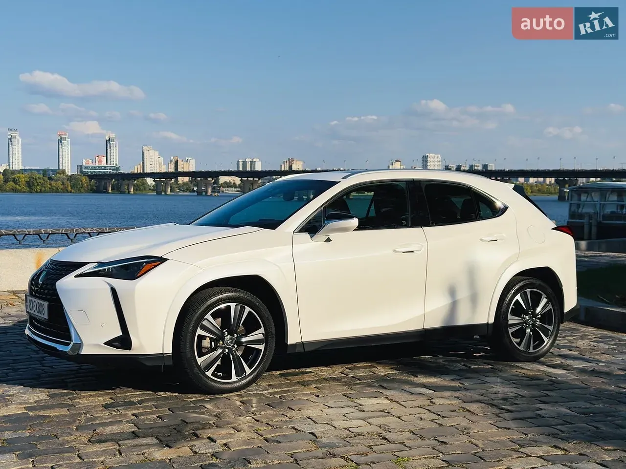 Lexus Ux 2023 photo 4