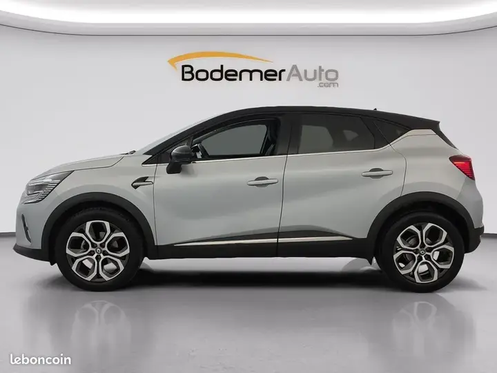 Renault Captur 2020 photo 2