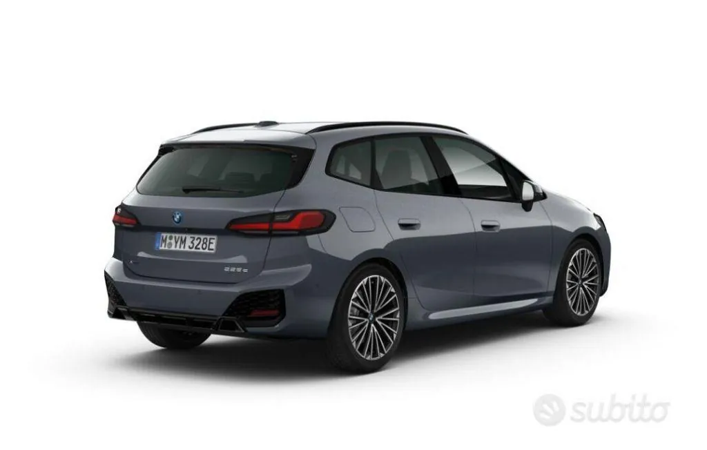 BMW 2 Series Active Tourer 2023 photo 2