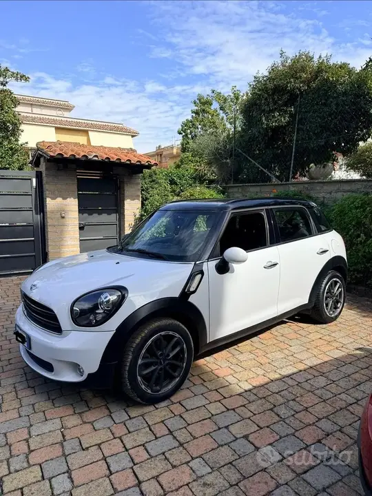 Mini Countryman 2016 photo 2