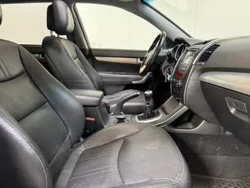 Kia Sorento 2012 photo 2