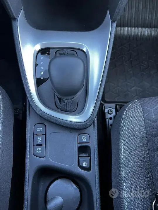 Toyota Yaris Cross 2023 photo 3