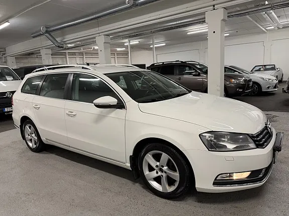 Volkswagen Passat 2014 photo 2