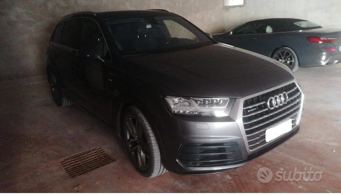 Audi Q7 2016 photo 2