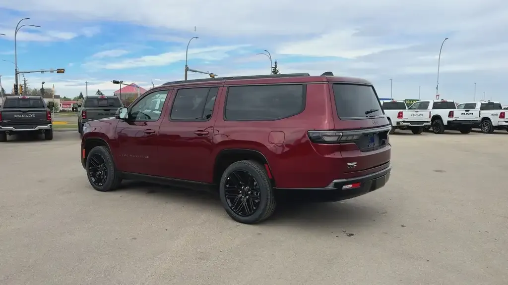 Jeep Grand Wagoneer 2026 photo 4