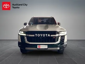 Toyota Land Cruiser 2024 photo 3