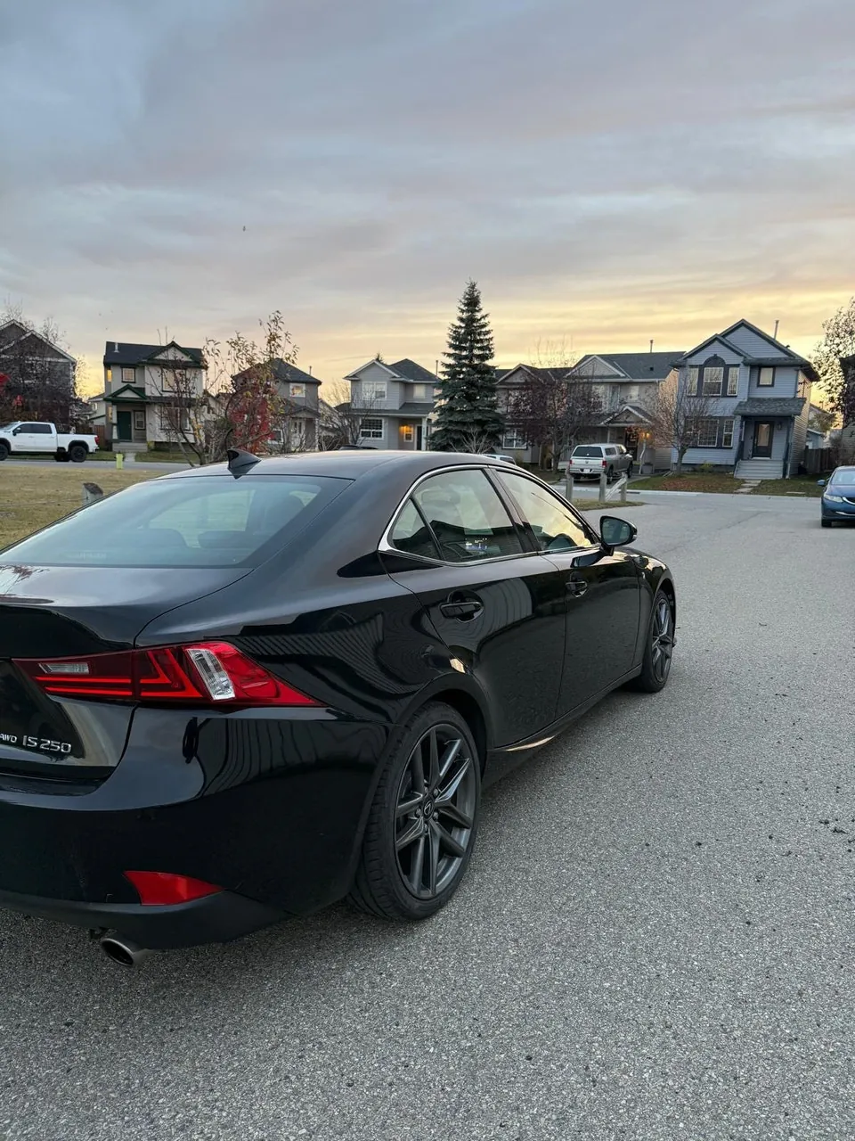 Lexus Is 250 2014 photo 4