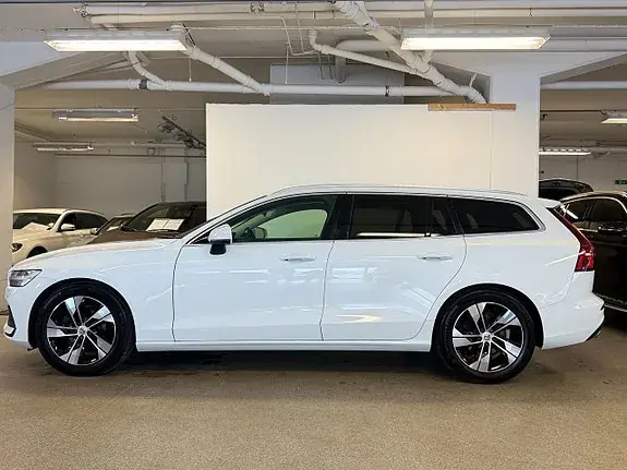 Volvo V60 2019 photo 2
