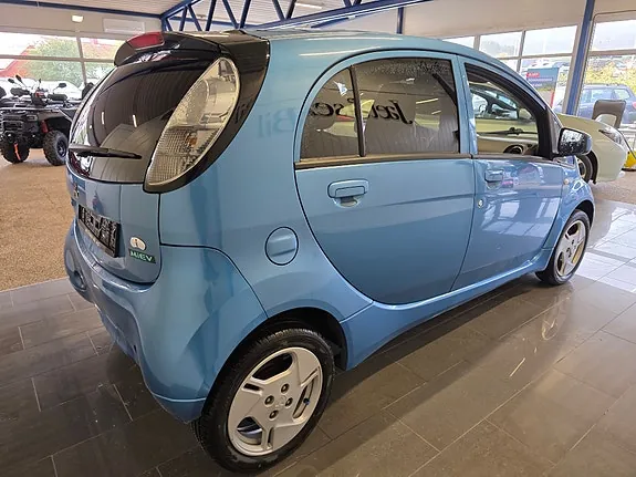 Mitsubishi I-Miev 2013 photo 4