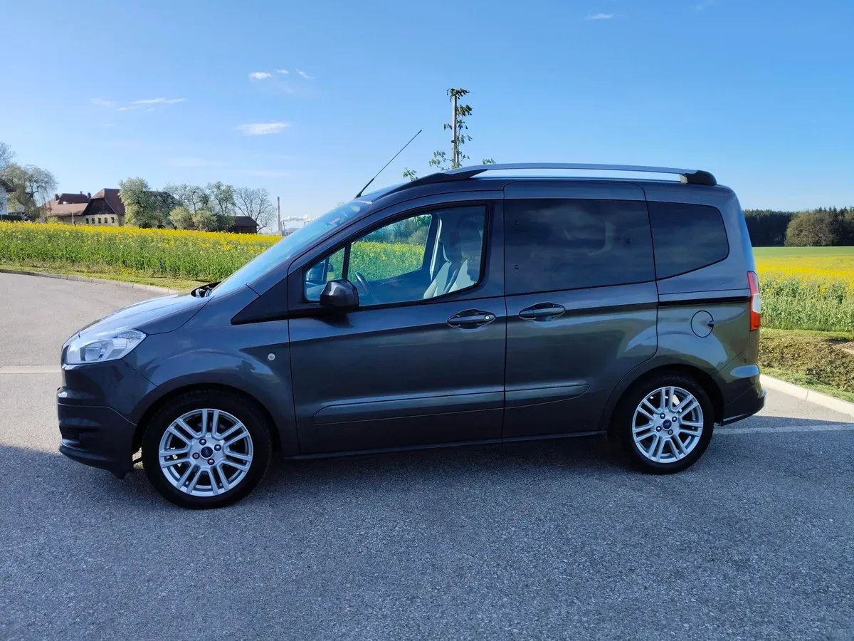 Ford Tourneo Courier 2018 photo 3