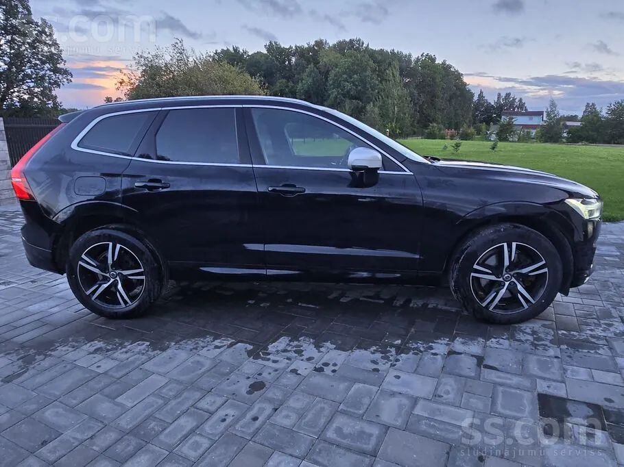 Volvo Xc60 2019 photo 2