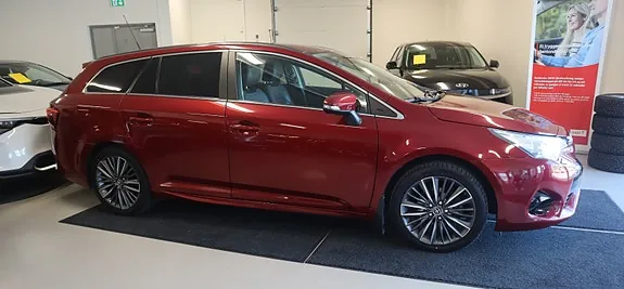 Toyota Avensis 2018 photo 4