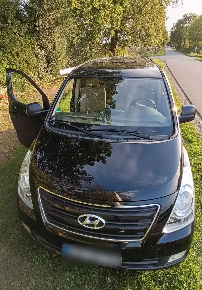 Hyundai H1 Starex