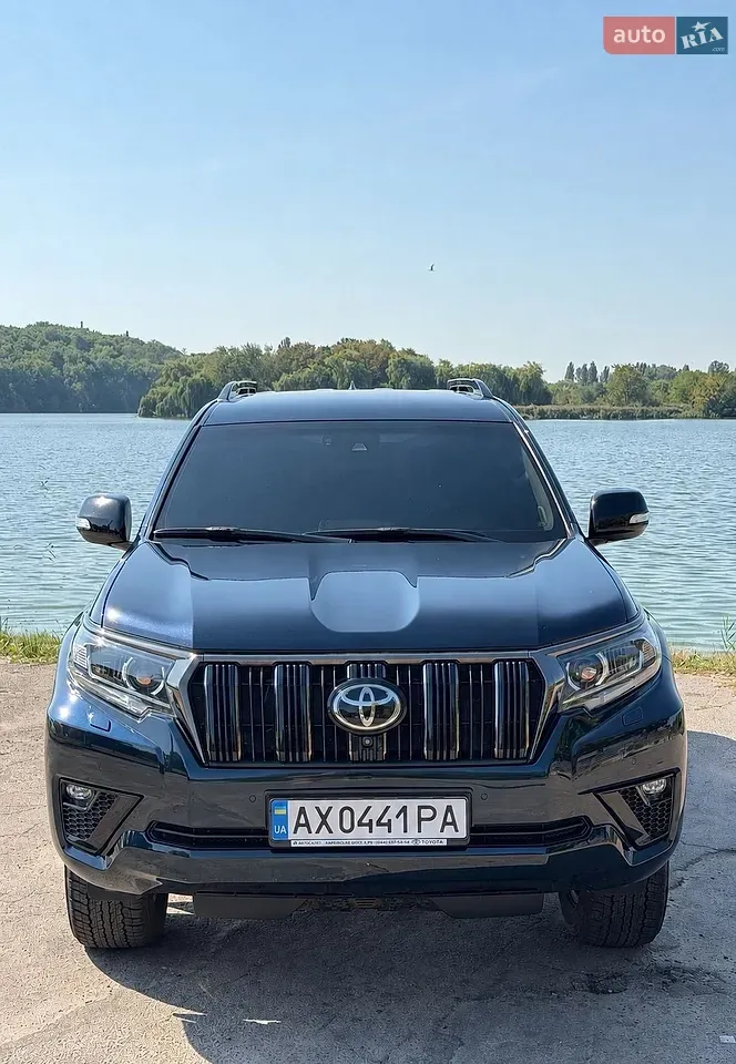 Toyota Land Cruiser Prado 2020 photo 3