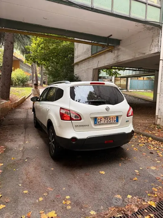 Nissan Qashqai 2012 photo 5