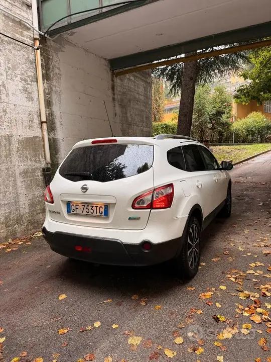 Nissan Qashqai 2012 photo 4